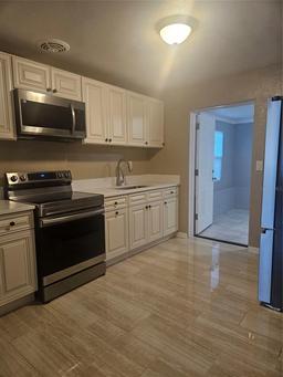 Picture of 112 Palm Drive, Daytona Beach, FL 32117