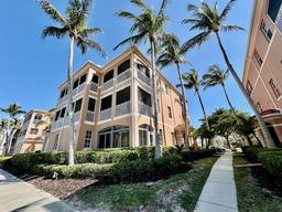 Picture of 3471 Sunset Key Circle Unit 101, Punta Gorda, FL 33955