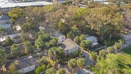 Picture of 215 E Voorhis Avenue Unit 2D, Deland, FL 32724
