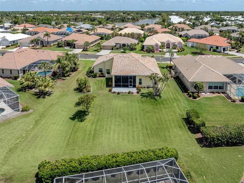Picture of 615 May Apple Way, Venice FL 34293