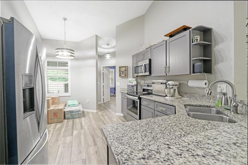 Picture of 550 Cranes Way Unit 216, Altamonte Springs FL 32701