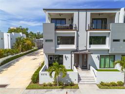 Picture of 4515 W North A Street Unit 8, Tampa, FL 33609