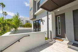 Picture of 4515 W North A Street Unit 8, Tampa, FL 33609