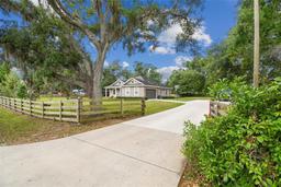 Picture of 4819 Cooper Road, Plant City, FL 33565