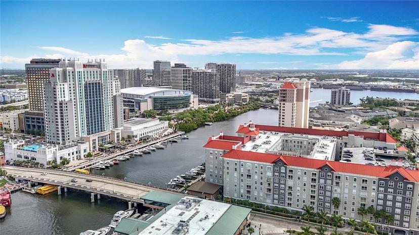 Picture of 700 S Harbour Island Boulevard Unit 143, Tampa FL 33602