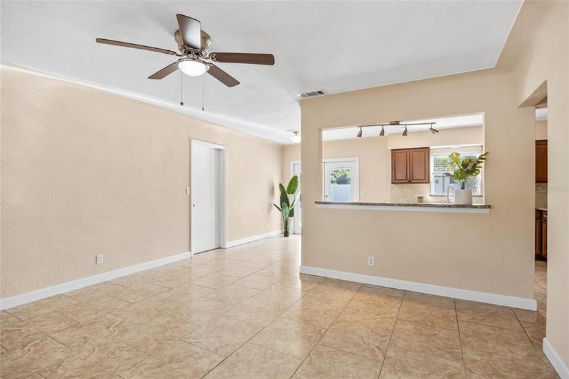 Picture of 2765 57Th Street N, St Petersburg FL 33710