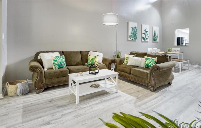 Picture of 5225 Imperial Lakes Boulevard Unit 12, Mulberry FL 33860