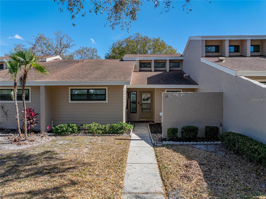 Picture of 5225 Imperial Lakes Boulevard Unit 12, Mulberry, FL 33860