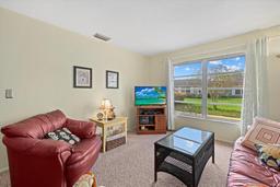 Picture of 1343 Glendale Circle W Unit 216, Sarasota, FL 34232