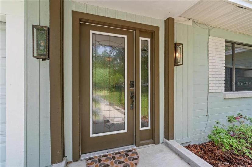 Picture of 805 NE 10Th Place, Gainesville FL 32601