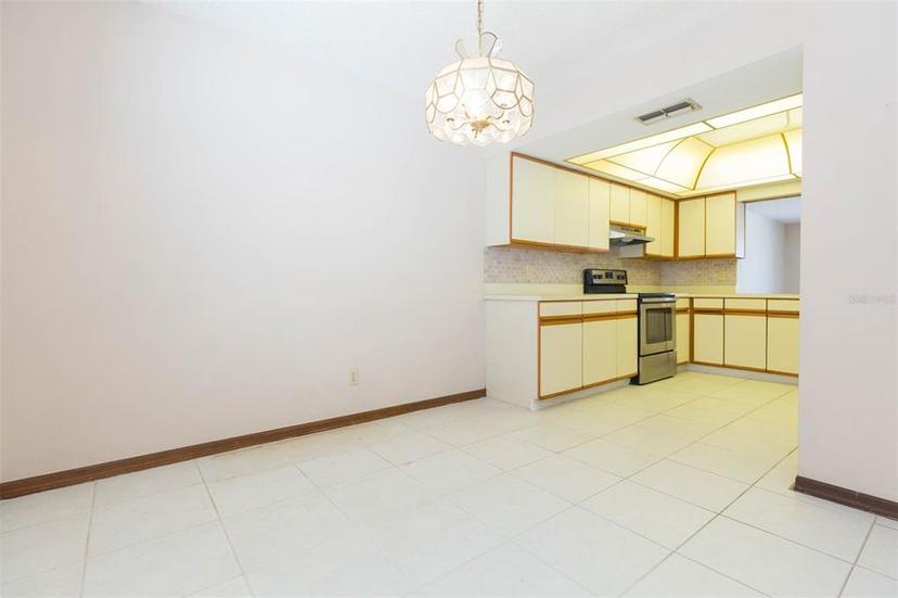 Picture of 16075 Dawnview Drive, Tampa FL 33624