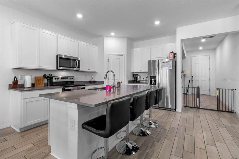 Picture of 13821 Kinsale Street, Riverview FL 33579