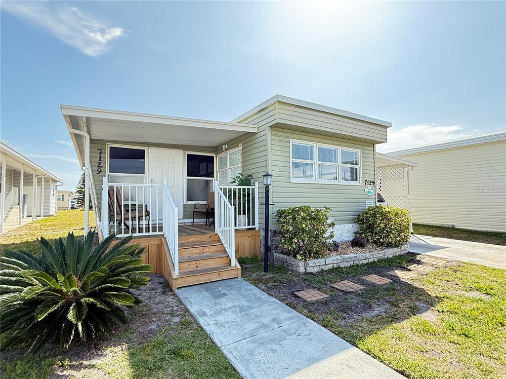 Picture of 7129 Mount Arlington Drive Ne Unit 440, St Petersburg, FL 33702