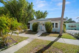 Picture of 2610 58Th Street S, Gulfport, FL 33707