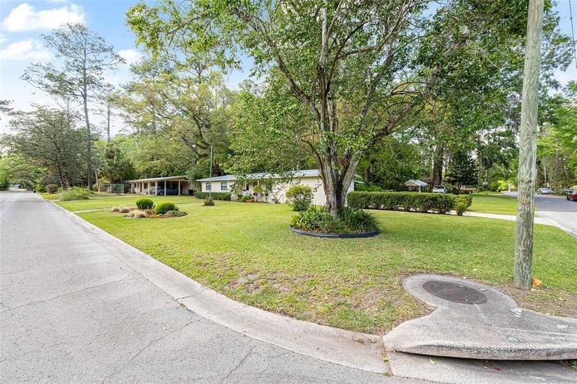 Picture of 4004 NW 19Th Place, Gainesville FL 32605