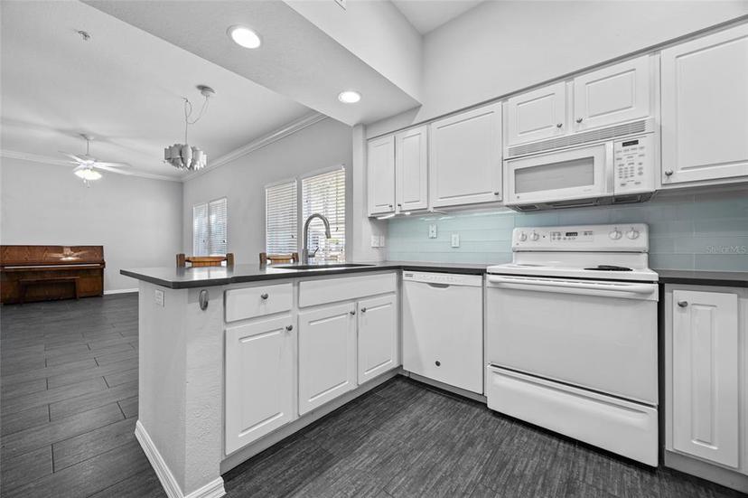 Picture of 5141 SW 91 Way Unit I-102, Gainesville FL 32608