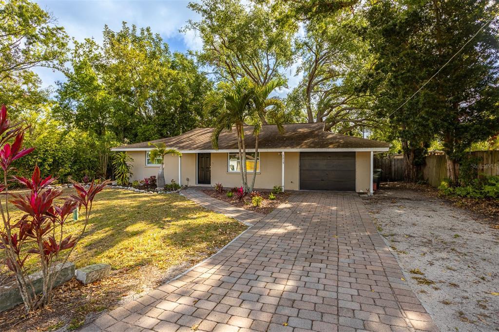 Picture of 3215 Corey Road, Sarasota, FL 34232
