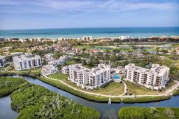 Picture of 2016 Harbourside Drive Unit 332, Longboat Key, FL 34228