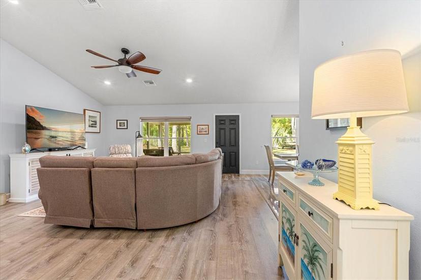 Picture of 814 Olive Avenue, Fruitland Park FL 34731