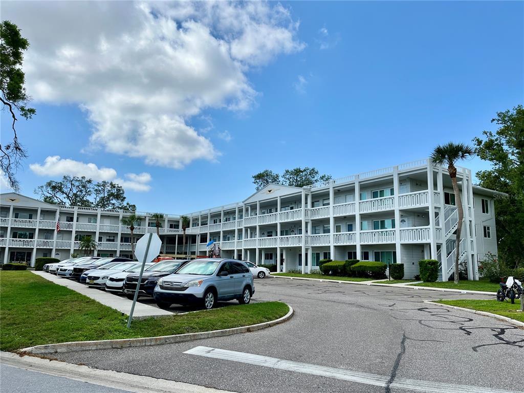 Picture of 2020 World Parkway Boulevard Unit 42, Clearwater, FL 33763