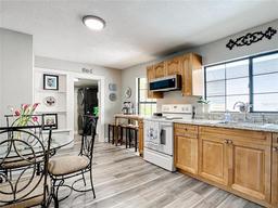 Picture of 2425 Auburn Street S, St Petersburg, FL 33712