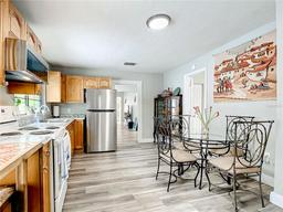 Picture of 2425 Auburn Street S, St Petersburg, FL 33712