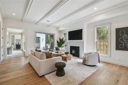 Picture of 413 W Park Avenue Unit 1, Tampa, FL 33602