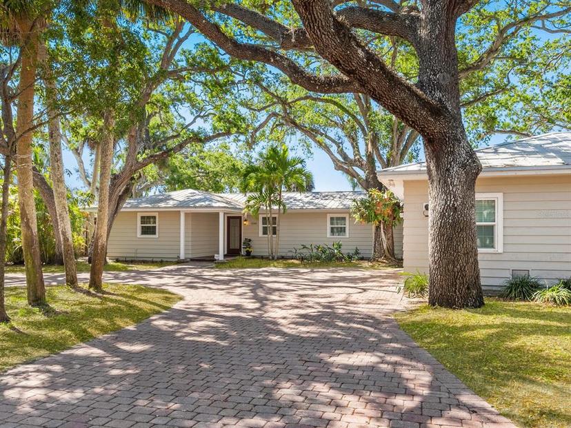 Picture of 1248 Northport Drive, Sarasota FL 34242