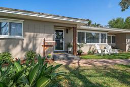Picture of 7909 Garden Drive N, St Petersburg, FL 33710