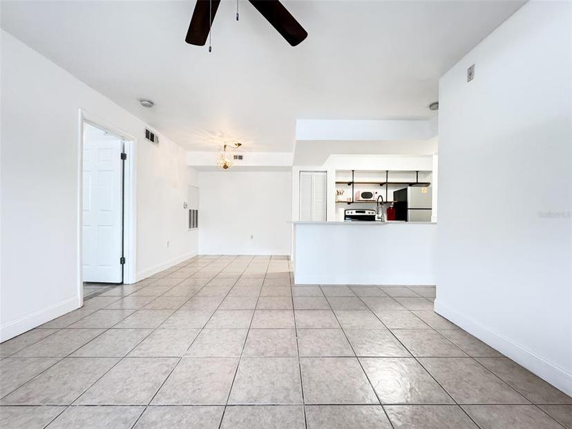 Picture of 3028 Parkway Boulevard Unit 105, Kissimmee FL 34747