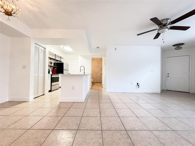 Picture of 3028 Parkway Boulevard Unit 105, Kissimmee FL 34747