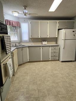 Picture of 6710 36Th Avenue E Unit 359, Palmetto, FL 34221