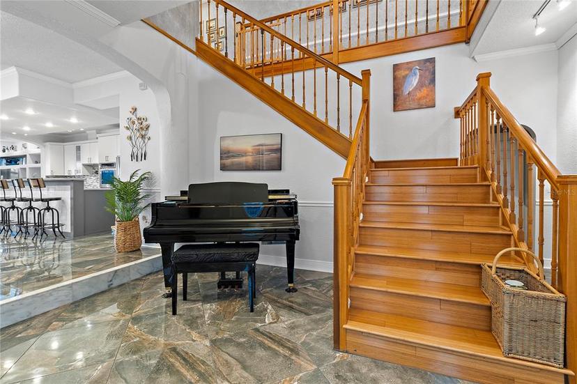 Picture of 830 Pinellas Bayway S, St Petersburg FL 33715