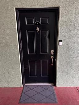 Picture of 2035 Dixie Belle Drive Unit 2035C, Orlando, FL 32812