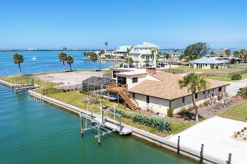 Picture of 1905 Pennsylvania Avenue, Englewood FL 34224