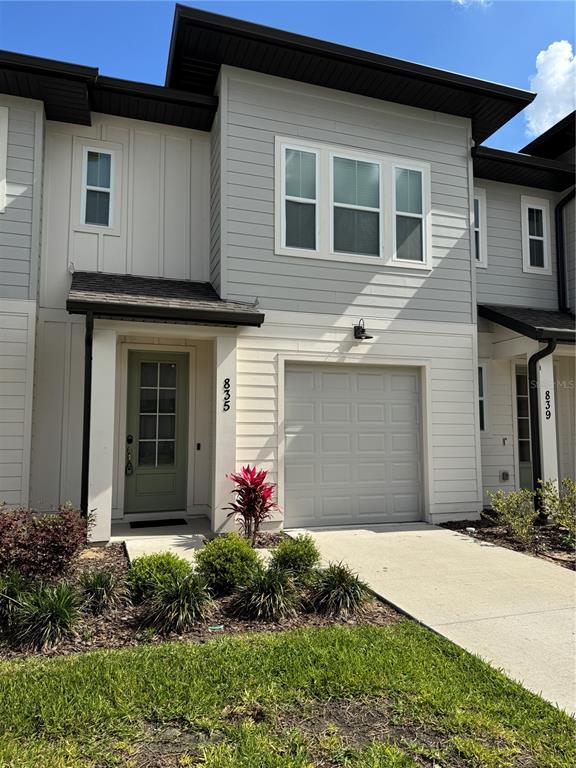 Picture of 835 Longboat Drive, Davenport FL 33896