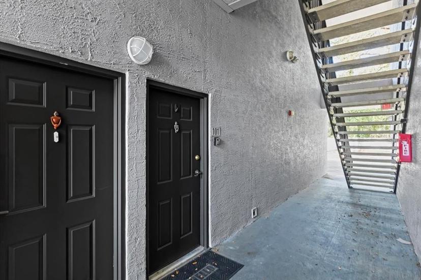 Picture of 5024 Sunridge Palms Drive Unit 101, Tampa FL 33617