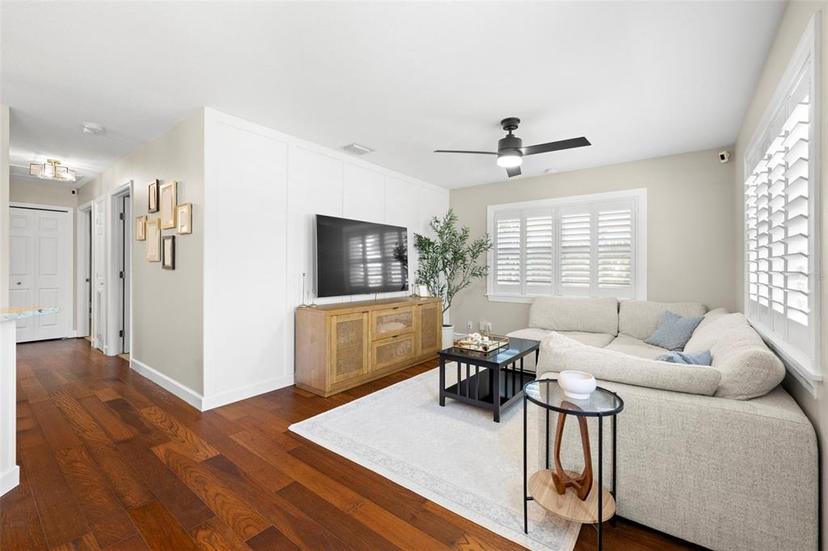 Picture of 4521 W Rogers Avenue, Tampa FL 33611