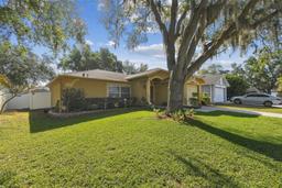 Picture of 4606 Copper Lane, Plant City, FL 33566