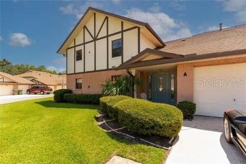 Picture of 100 E Oak Terrace Drive Unit A4, Leesburg, FL 34748