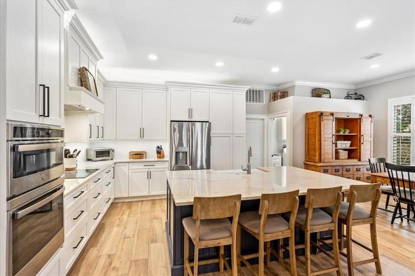 Picture of 9880 Montclair Circle, Apopka FL 32703