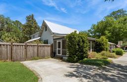 Picture of 620 NE 6Th Avenue, Gainesville, FL 32601