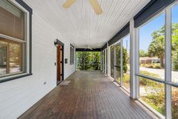 Picture of 620 NE 6Th Avenue, Gainesville, FL 32601