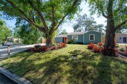 Picture of 7311 N Dartmouth Avenue, Tampa, FL 33604