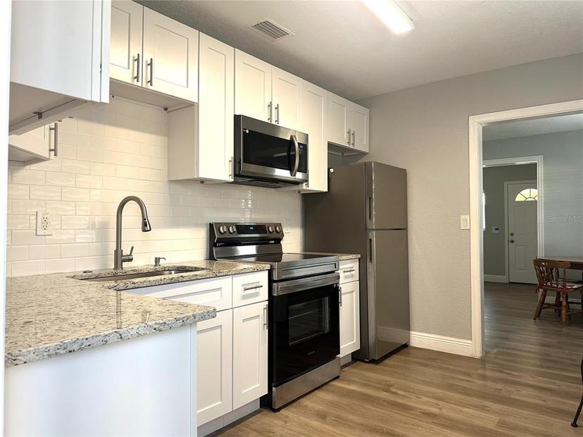 Picture of 2975 Avenue G Nw, Winter Haven FL 33880