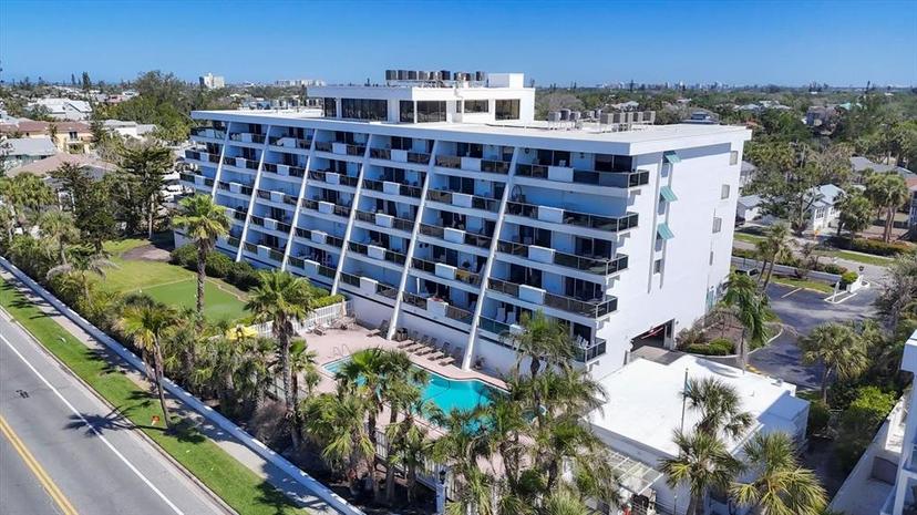 Picture of 625 Beach Road Unit 207, Sarasota FL 34242