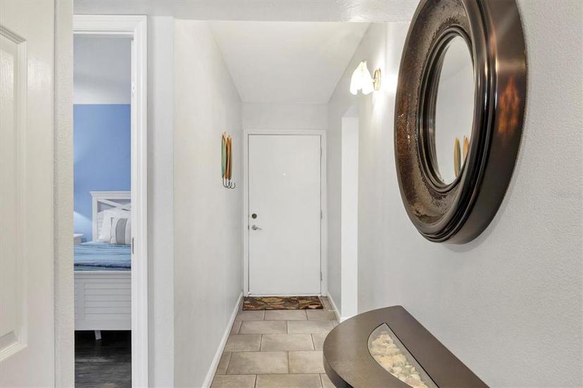 Picture of 625 Beach Road Unit 207, Sarasota FL 34242
