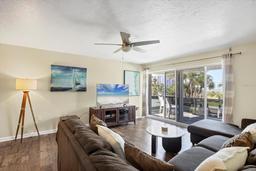Picture of 625 Beach Road Unit 207, Sarasota, FL 34242