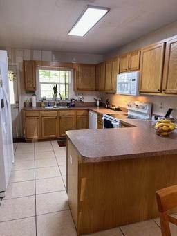 Picture of 3630 NE 8Th Place Unit 104, Ocala, FL 34470