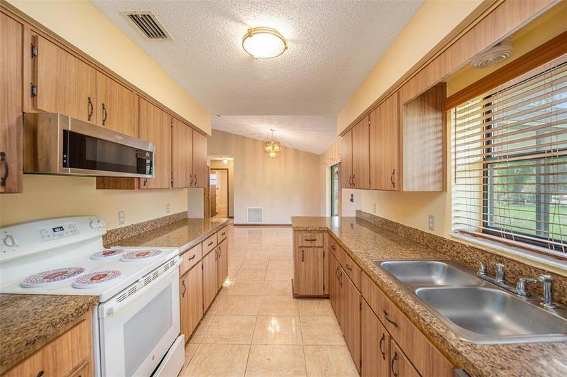 Picture of 34796 Hibiscus Street, Dade City FL 33525